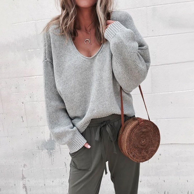 KIM – V-neck knitted sweater
