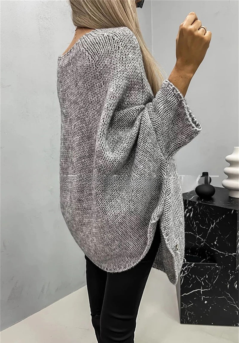 STELLA - KNITTED & OVERSIZED - SWEATER