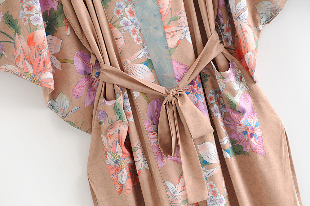 JOLIE – Long kimono with floral & peacock pattern | Elegant & airy