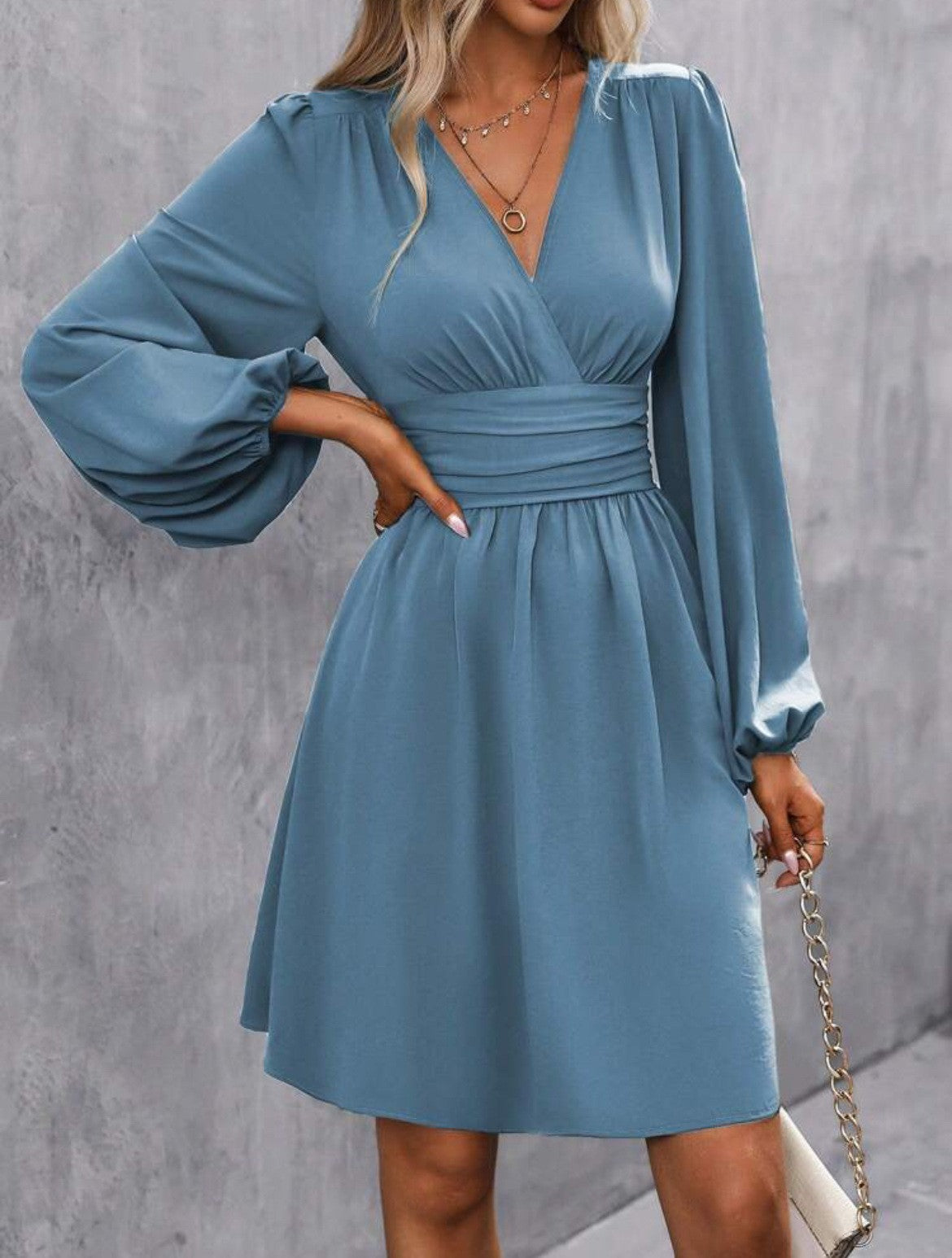AMANDA - PUFF SLEEVES & V-NECK - DRESS
