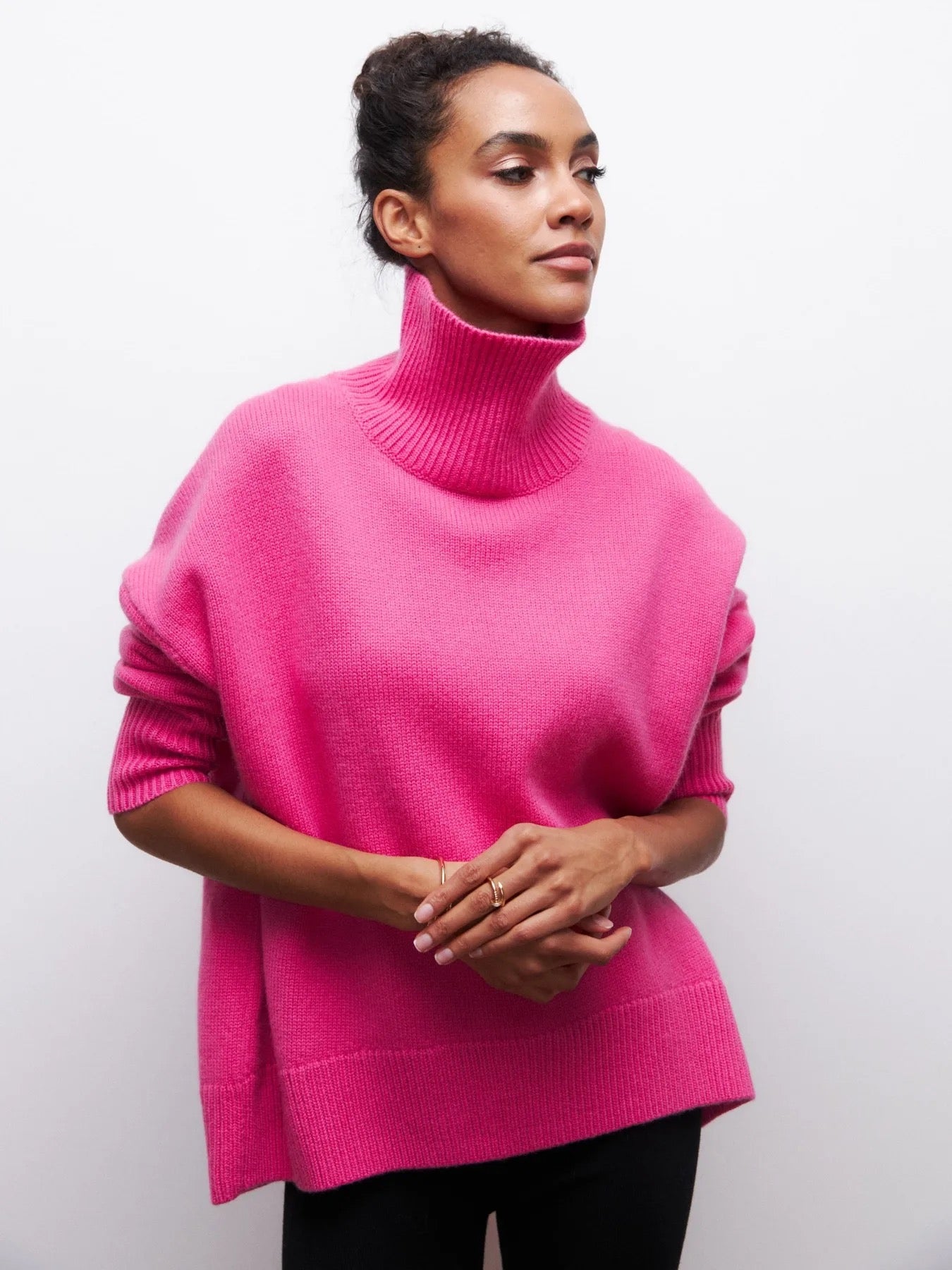 CHRISTINE - OVERSIZE KNITTED SWEATER