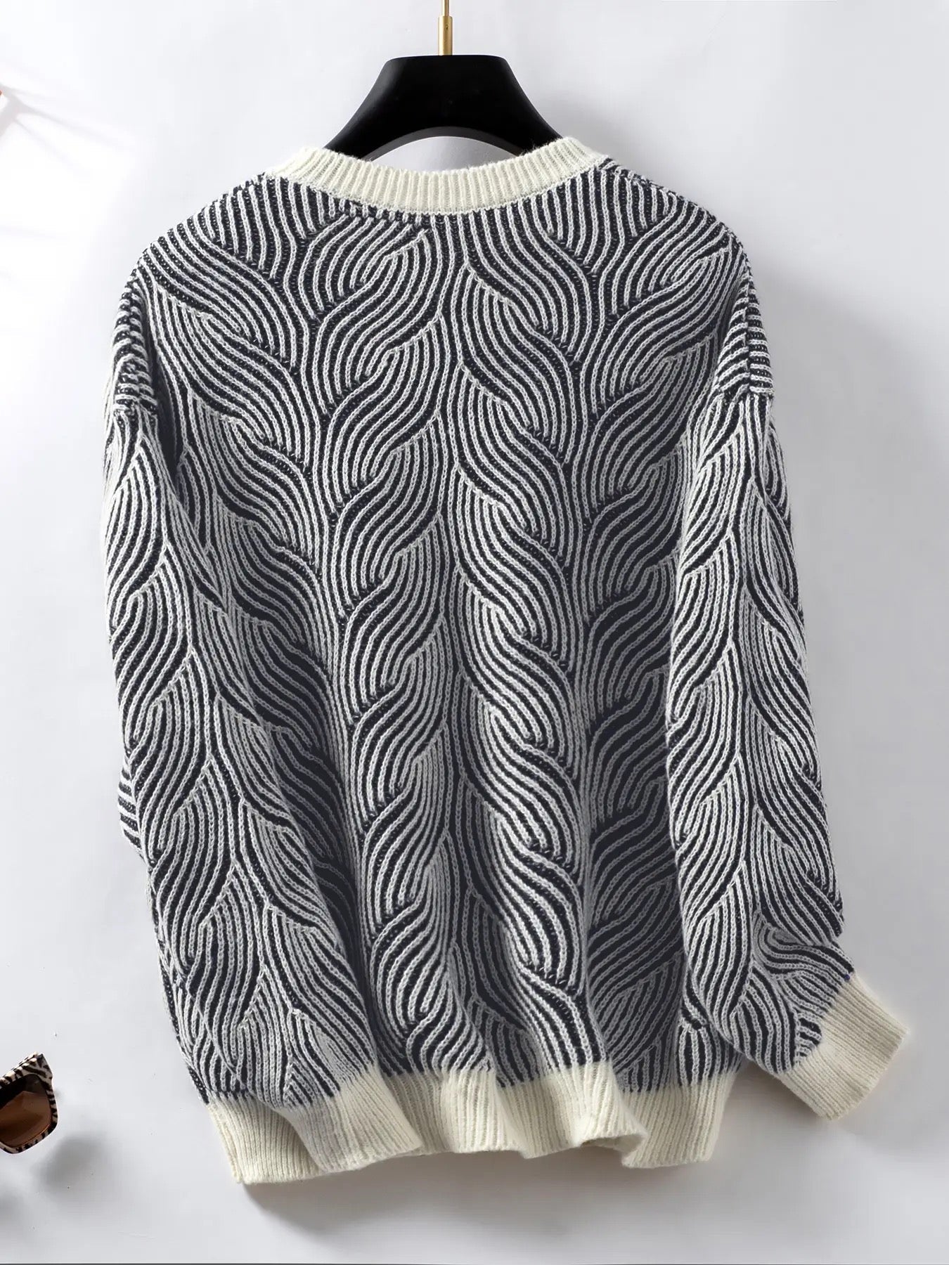 CLEO - KNITTED - SWEATER