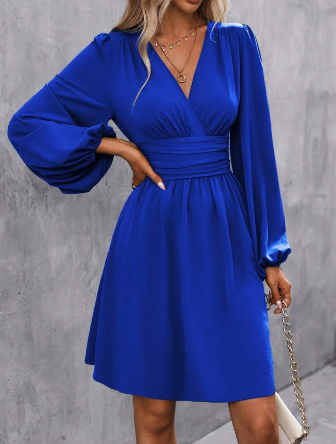 AMANDA - PUFF SLEEVES & V-NECK - DRESS