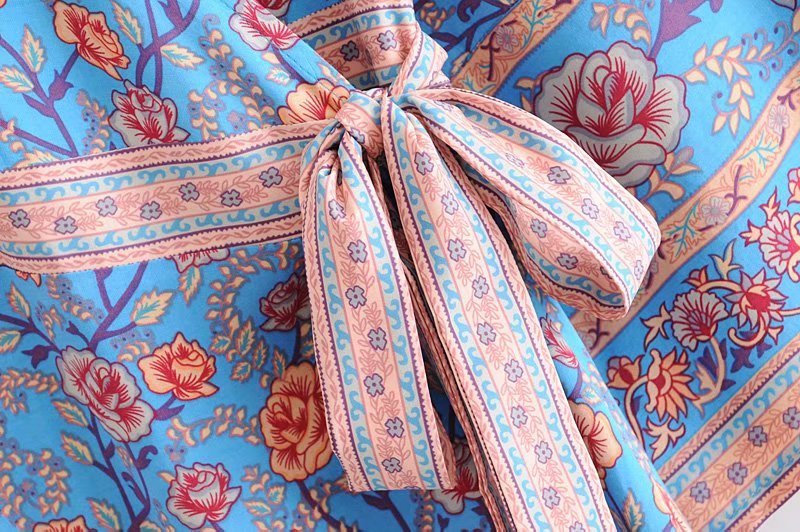 SERENE – Long Dress with V-Neck and Floral Pattern – Wrap Model with Waistband