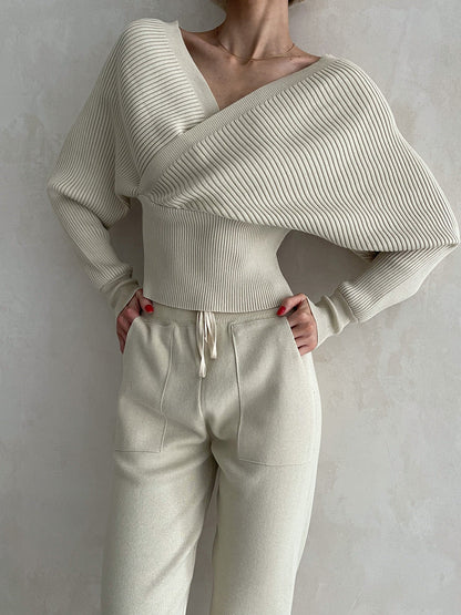 ELSA - V-NECK KNITTED - 2-PIECE SET