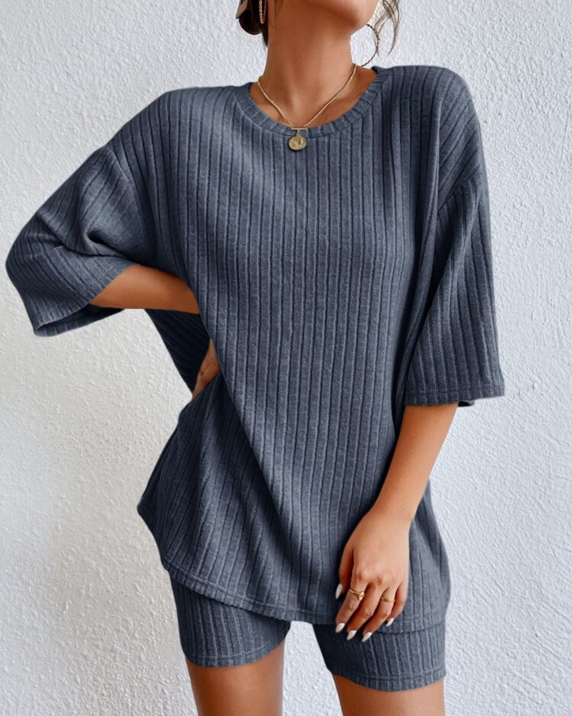 AMÉLIE – Knitted 2-Piece Set with Shorts | Style & Comfort for Spring & Summer
