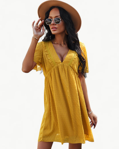 CAMILLE – Airy summer dress with lace details