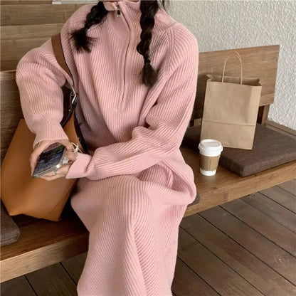 SELMA - HIGH COLLAR & KNITTED - DRESS