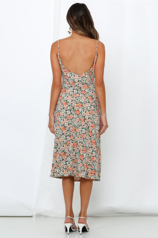 Floral Midi Dress with Thin Straps – Feminine & Relaxed