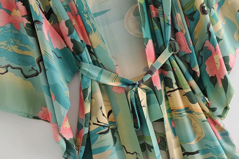 MARGAUX – Midi-length kimono with cranes | Light & stylish
