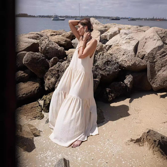 LYRA – Flowing Backless Maxi Dress