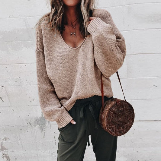 KIM – V-neck knitted sweater