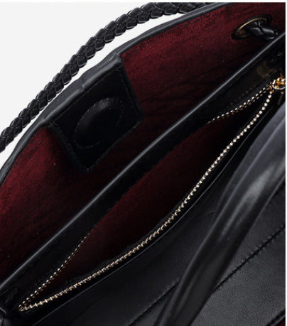 ESMÉE – Woven Handbag with Shoulder Strap | Sleek and Timeless Design