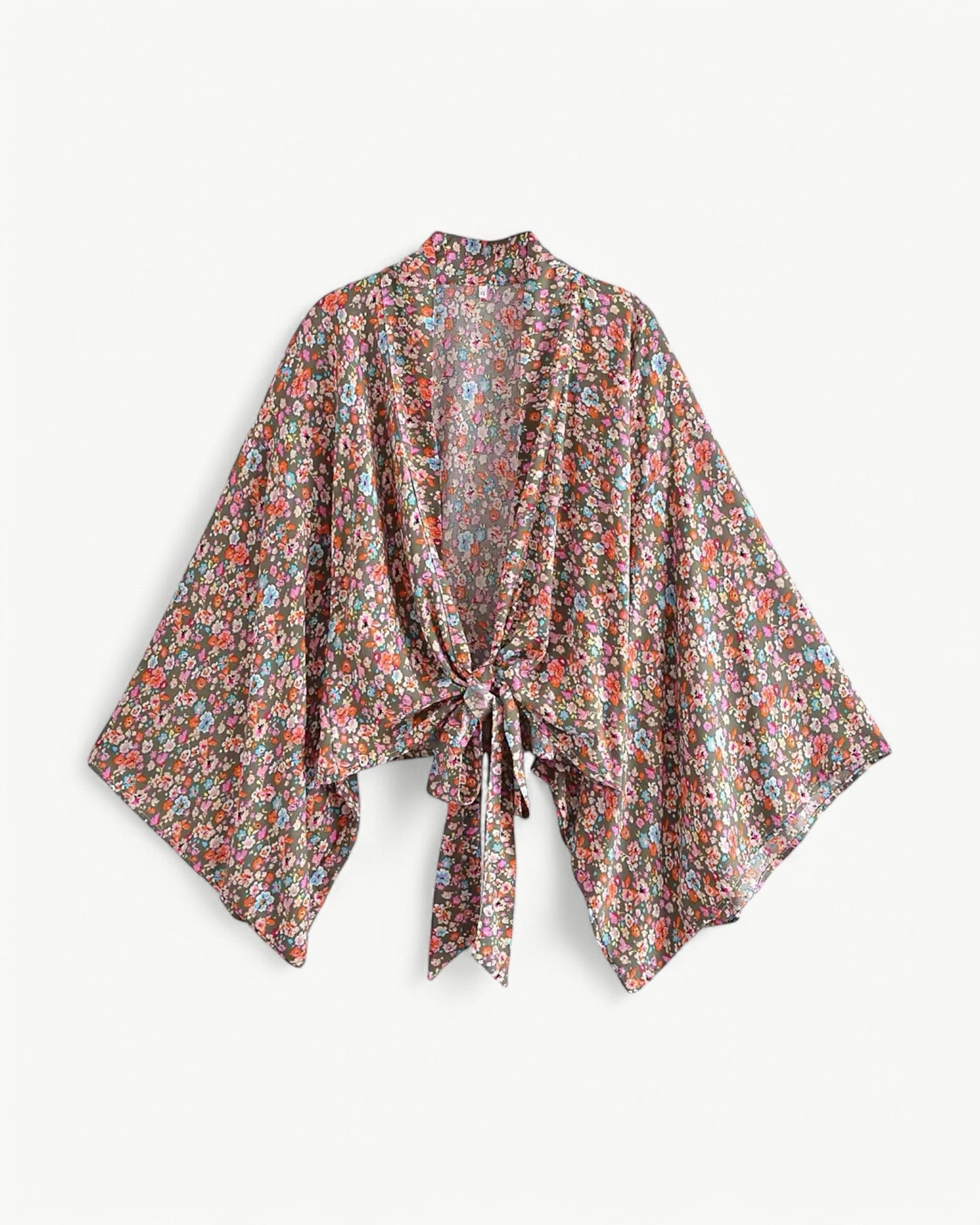 ODÉLIA – Bohemian kimono blouse with tie front & V-neck