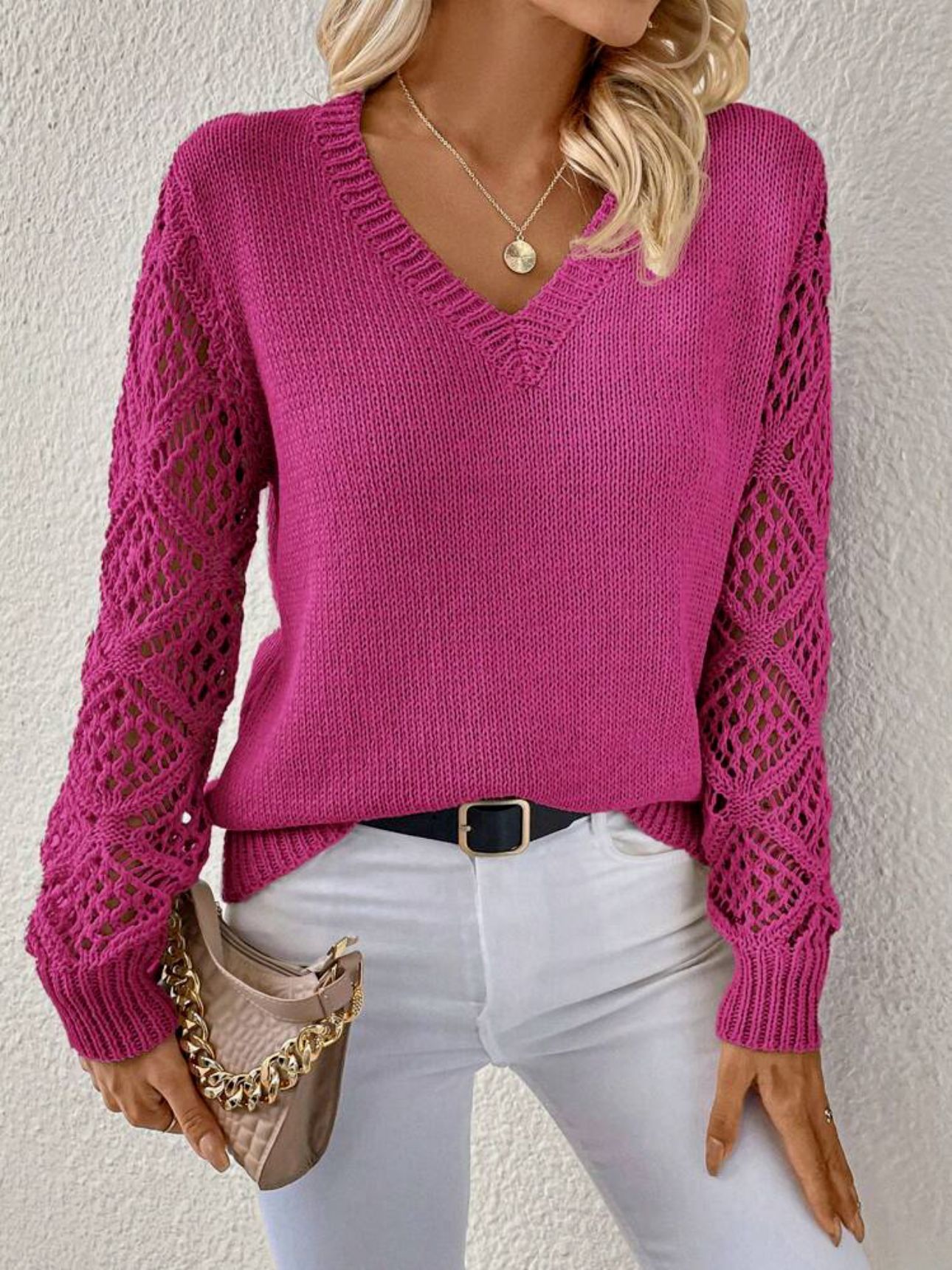 ELVIRA - KNITTED & V-NECK SWEATER