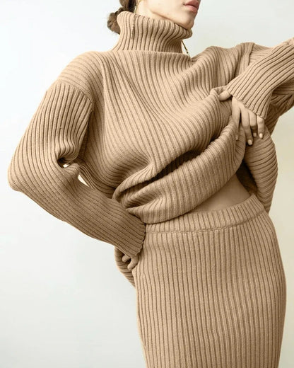 SAGA - KNITTED POLO & SKIRT - 2-PIECE SET