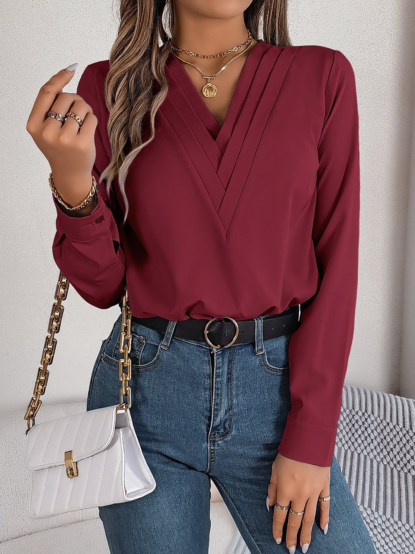 SIGNE – V-neck blouse