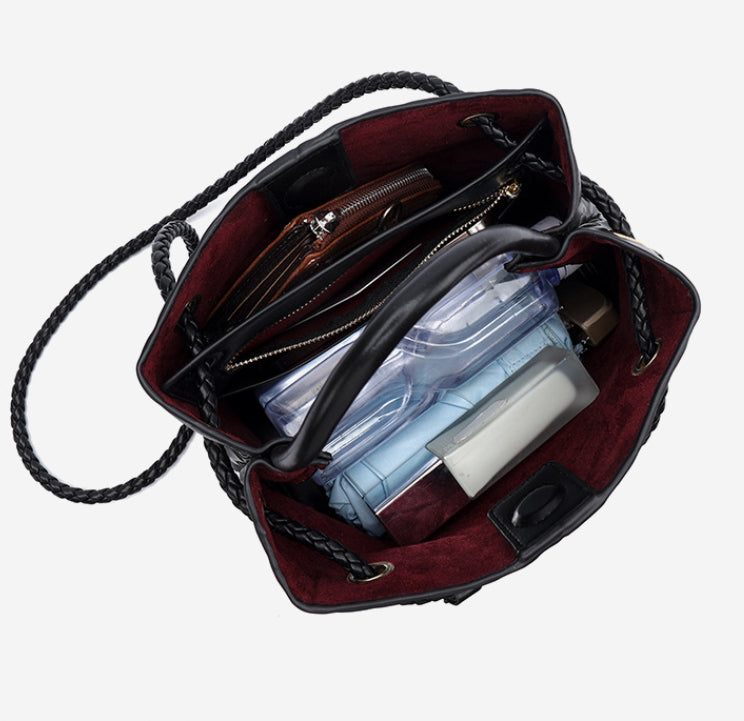 ESMÉE – Woven Handbag with Shoulder Strap | Sleek and Timeless Design