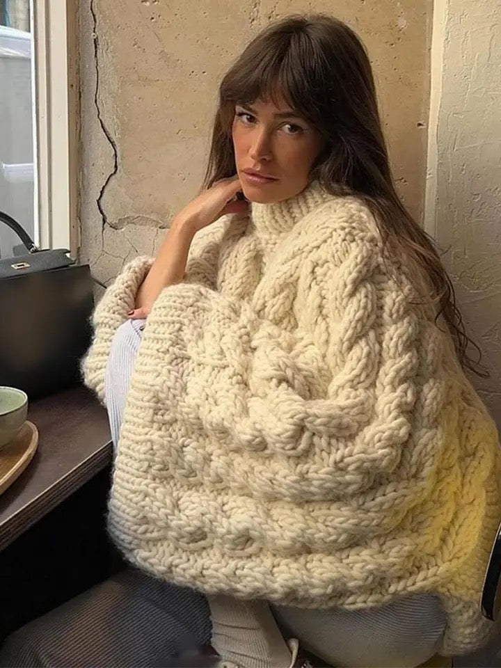 MAJA - EXCLUSIVE OVERSIZED & KNITTED - SWEATER