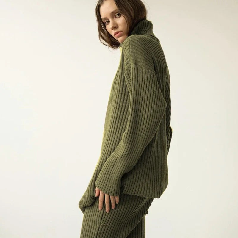 SAGA - KNITTED POLO & SKIRT - 2-PIECE SET