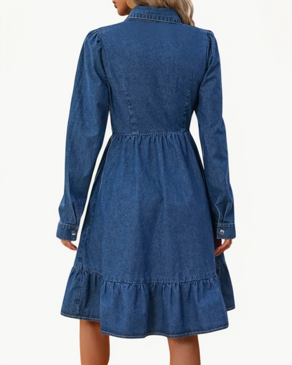 HÉLOÏSE – Denim Dress with Buttons & Ruffles