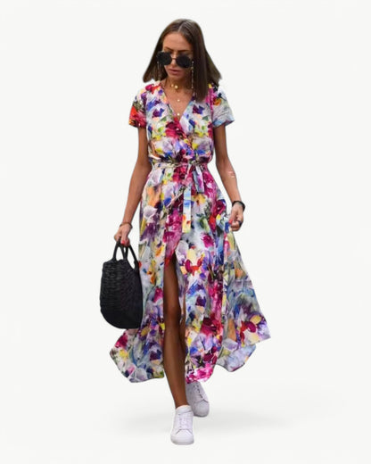 DÉSIRÉE – Patterned Summer Dress with V-Neck – Colorful and Relaxed