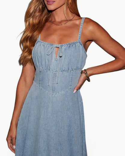 SOLEIL – Denim midi dress with narrow straps | Summer and stylish