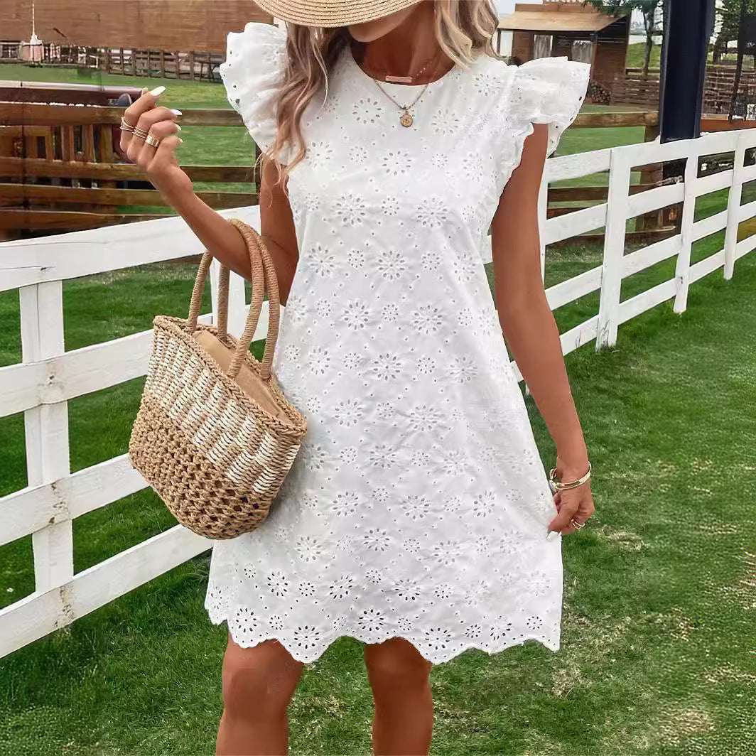 ÉMILIE – White dress with embroidered details | Timeless & charming look