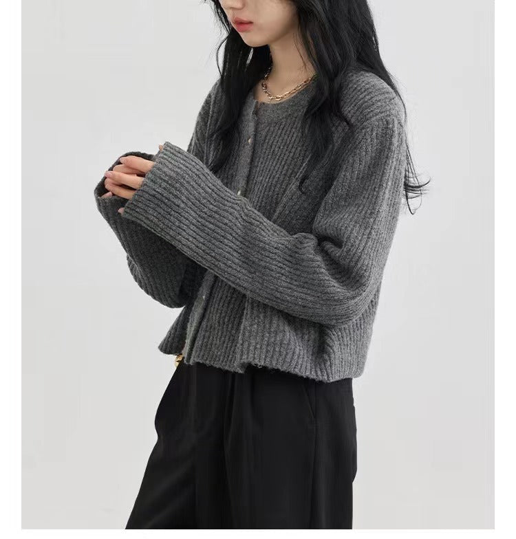 LEAH - ELEGANT & KNITTED - CARDIGAN