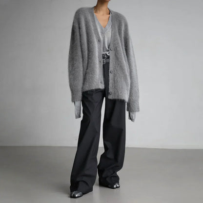 AMELIA - KNITTED & COMFORTABLE - CARDIGAN