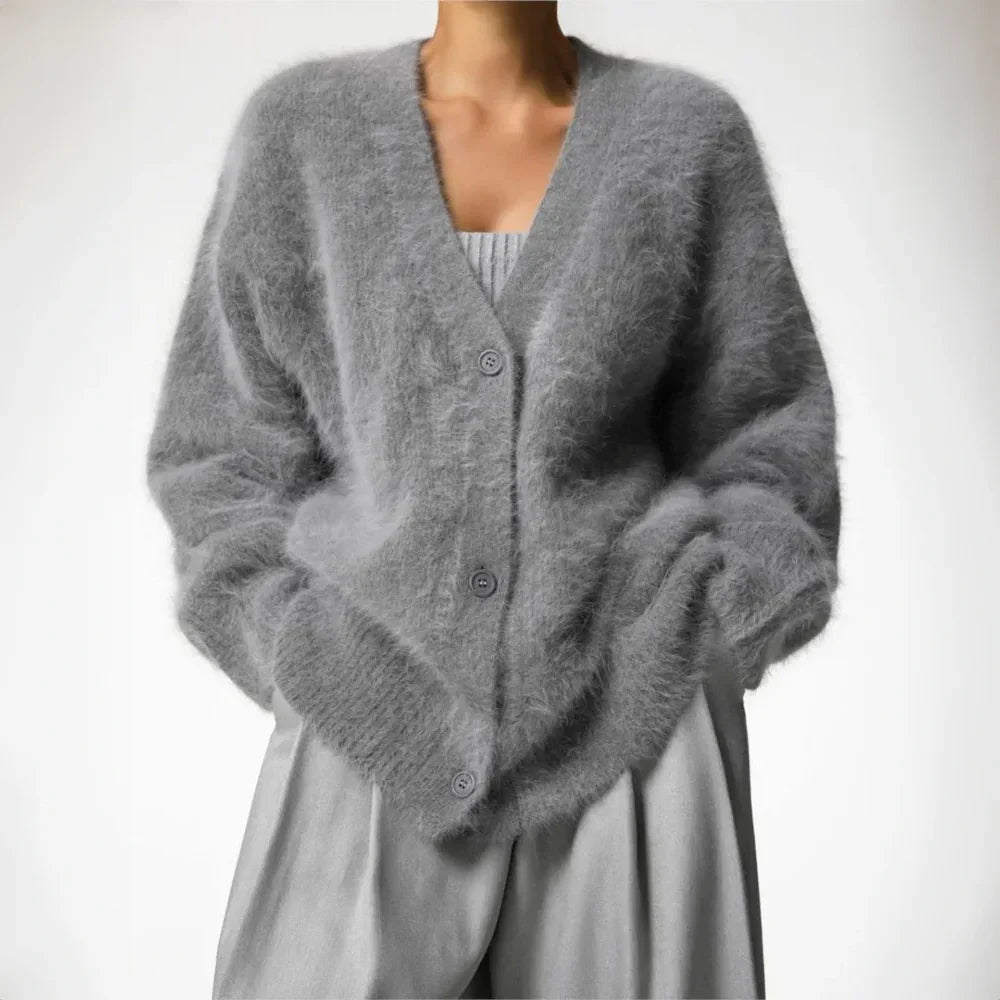 AMELIA - KNITTED & COMFORTABLE - CARDIGAN