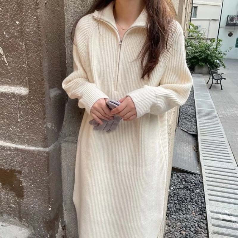 SELMA - HIGH COLLAR & KNITTED - DRESS