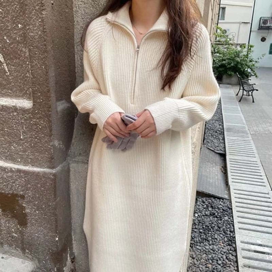 SELMA - HIGH COLLAR & KNITTED - DRESS