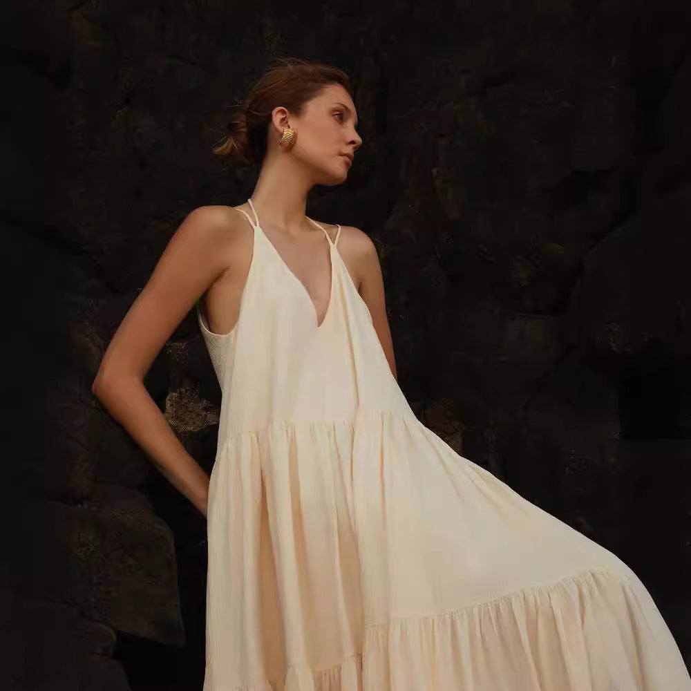 LYRA – Flowing Backless Maxi Dress
