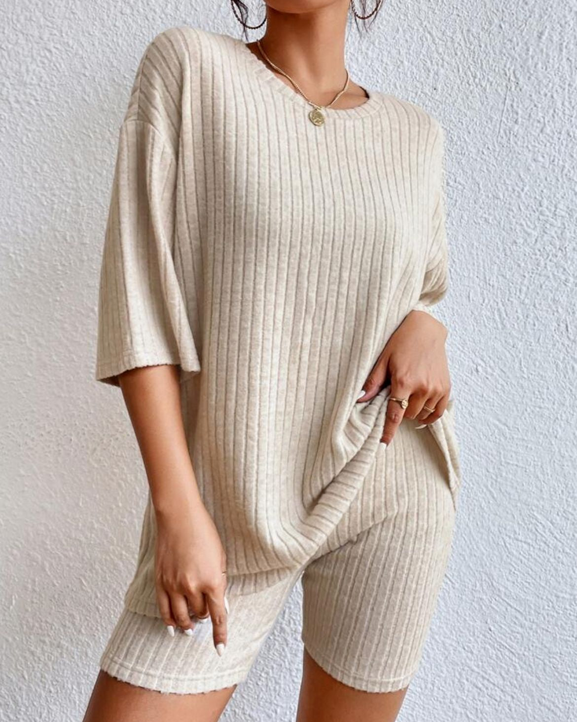 AMÉLIE – Knitted 2-Piece Set with Shorts | Style & Comfort for Spring & Summer