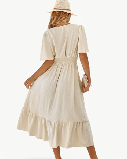 RENÉE – V-neck midi dress with short sleeves – Light and stylish