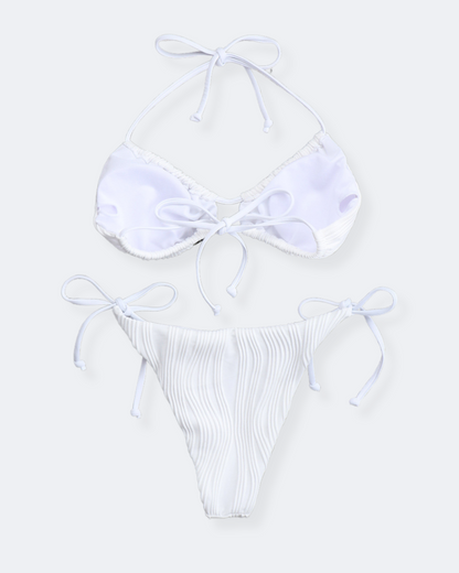 ISABELLA – Bikini Top & Bikini Bottoms | Stylish Bikini Set with Wavy Texture